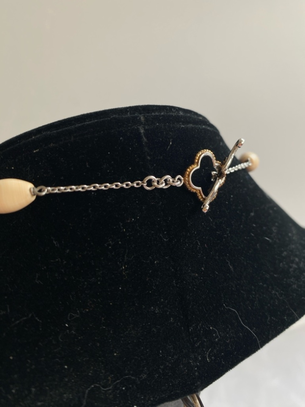 Vintage Diamonelle & Shell Pendant Necklace - Picture 6 of 9